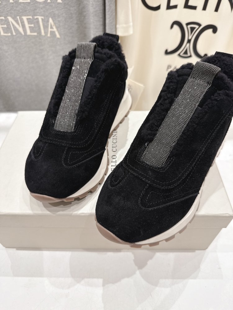 Кросівки на хутрі зимові жіночі фото 7