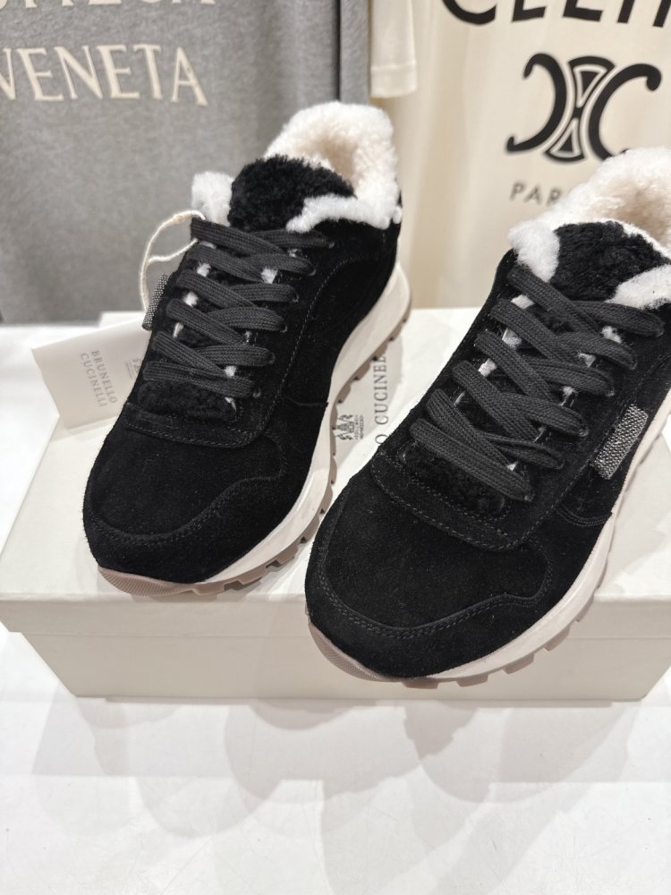 Кросівки на хутрі зимові жіночі фото 7