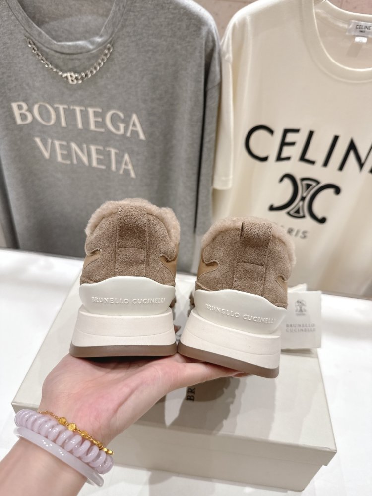 Кросівки на хутрі зимові жіночі фото 8