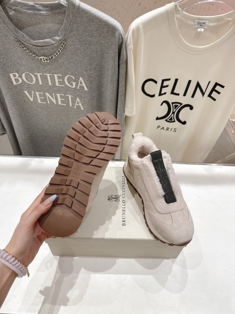 Кросівки на хутрі зимові жіночі фото 9