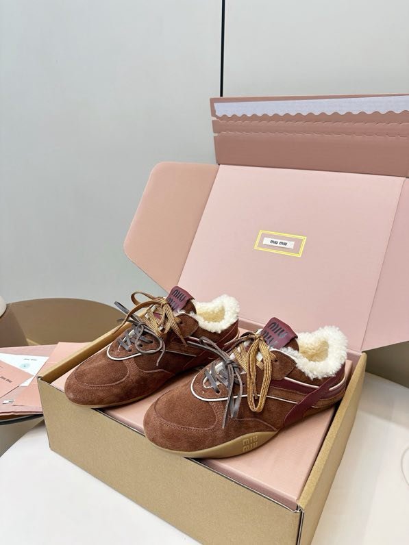 Кросівки на хутрі зимові фото 2