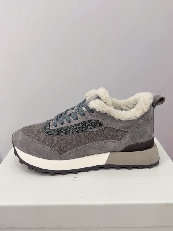 Кроссовки на меху зимние фото 2