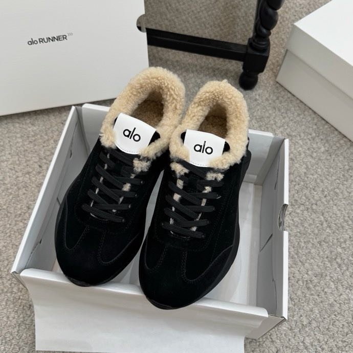 Кроссовки на меху зимние фото 2