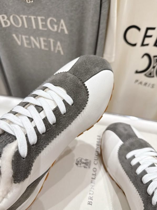 Кроссовки на меху зимние фото 3