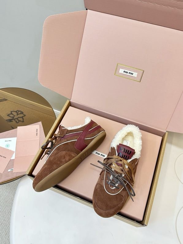 Кросівки на хутрі зимові фото 3