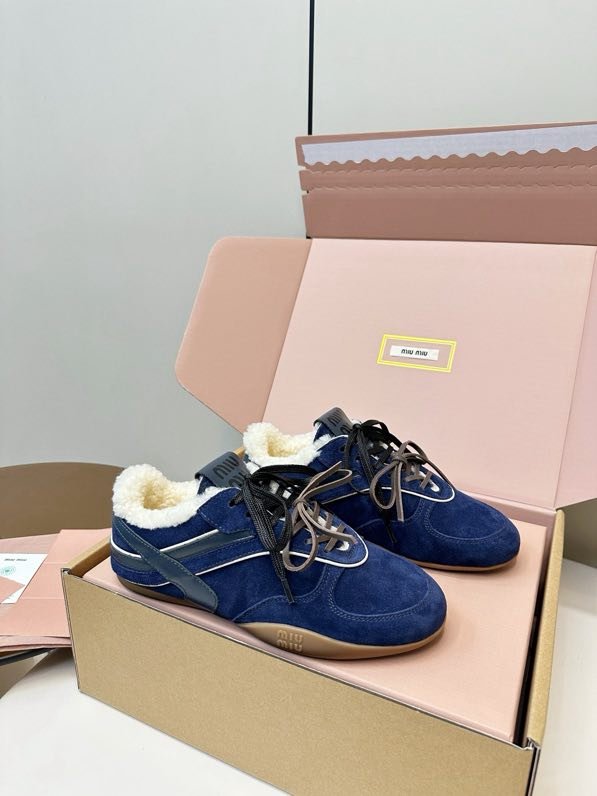 Кросівки на хутрі зимові фото 3