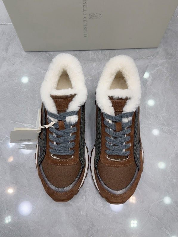 Кроссовки на меху зимние фото 3