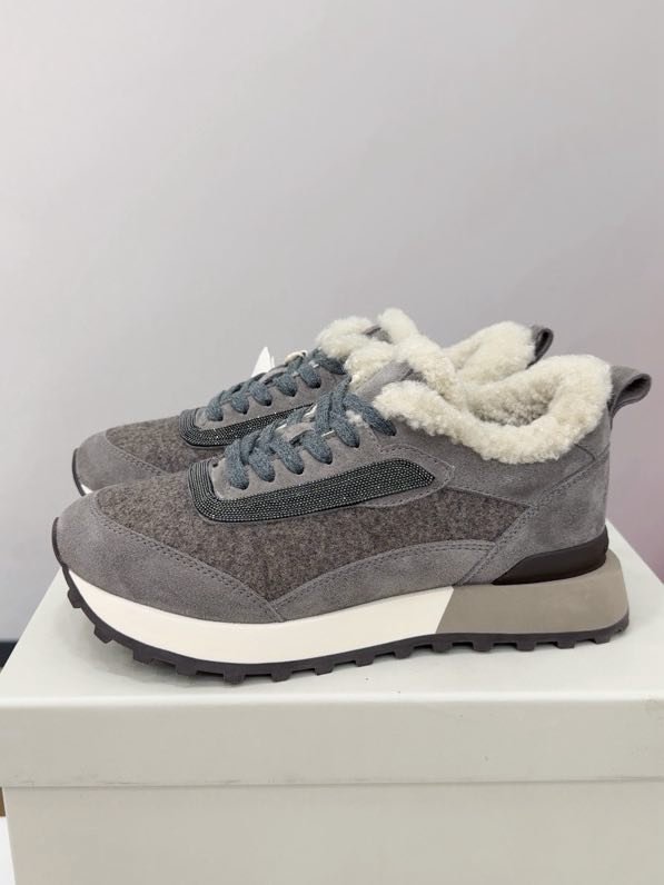 Кроссовки на меху зимние фото 3