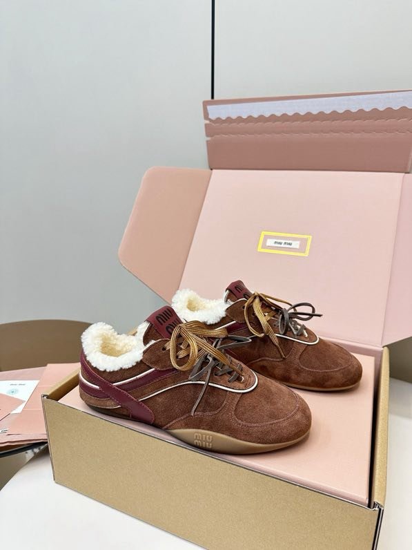 Кросівки на хутрі зимові фото 4