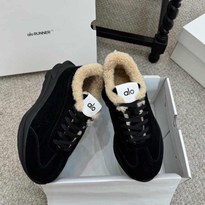 Кроссовки на меху зимние фото 4