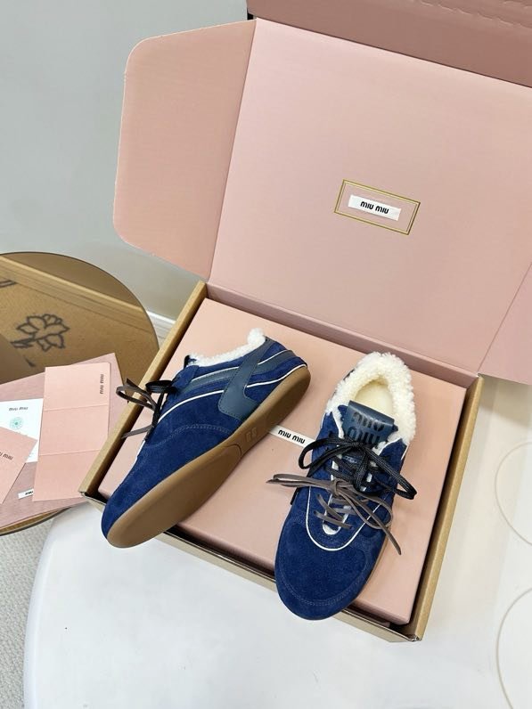 Кросівки на хутрі зимові фото 5