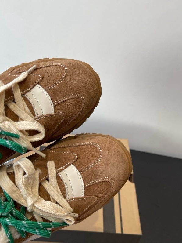 Кроссовки на меху зимние фото 6