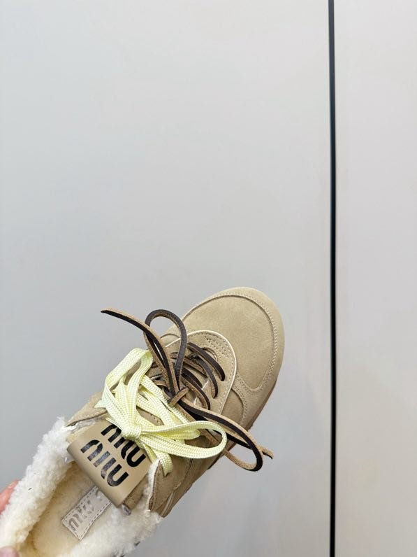 Кроссовки на меху зимние фото 6