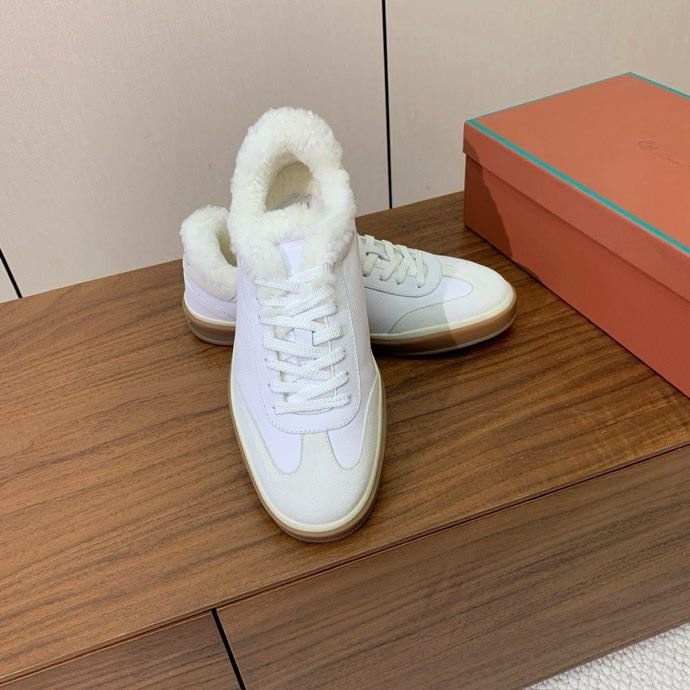 Кроссовки на меху зимние фото 6