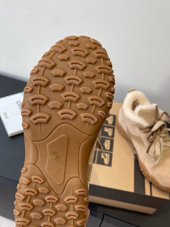 Кроссовки на меху зимние фото 7