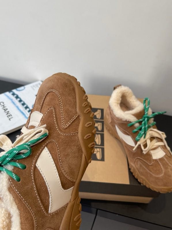 Кроссовки на меху зимние фото 8