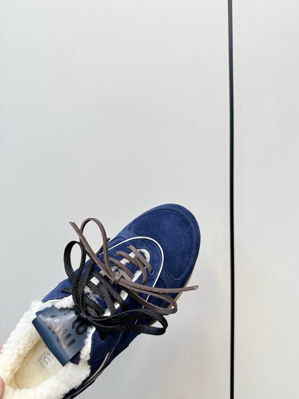 Кросівки на хутрі зимові фото 8