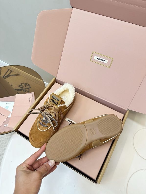 Кросівки на хутрі зимові фото 9