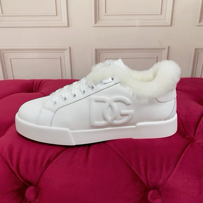 Кроссовки на меху фото 3