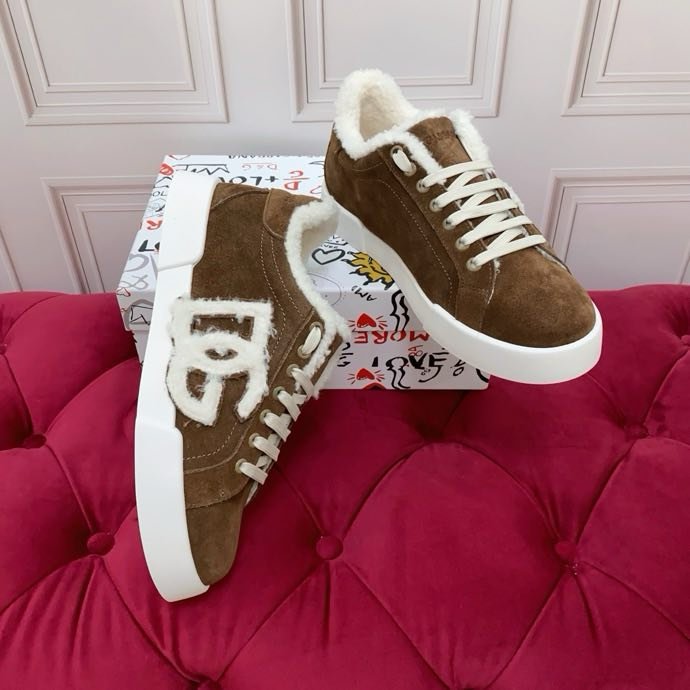 Кроссовки на меху фото 4