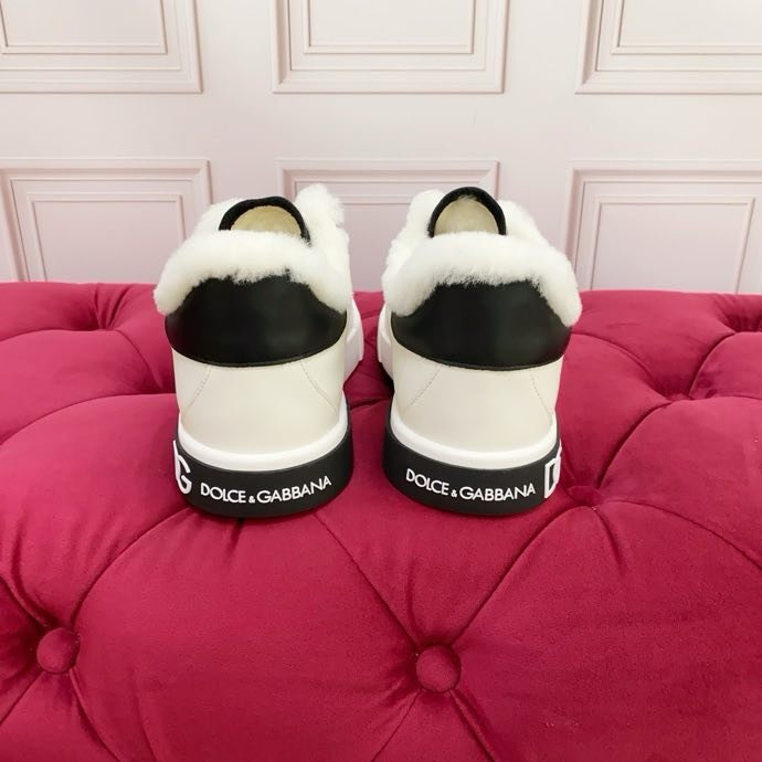 Кроссовки на меху фото 5