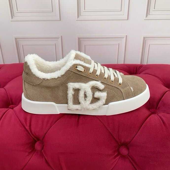 Кроссовки на меху фото 8