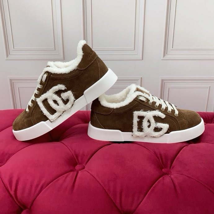 Кроссовки на меху фото 8