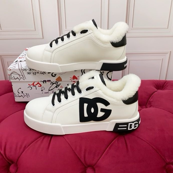 Кроссовки на меху фото 8