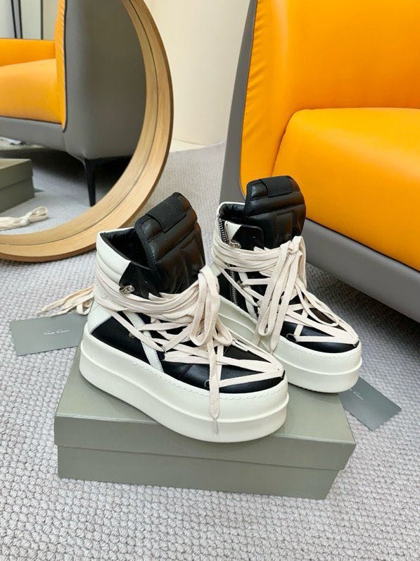 Sneakers on high soled