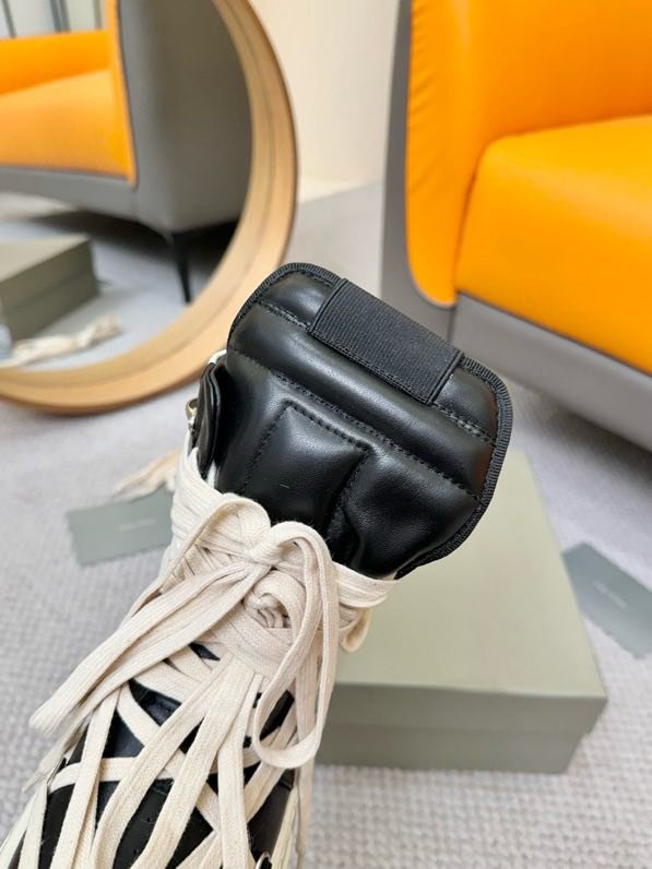 Sneakers on high soled фото 3