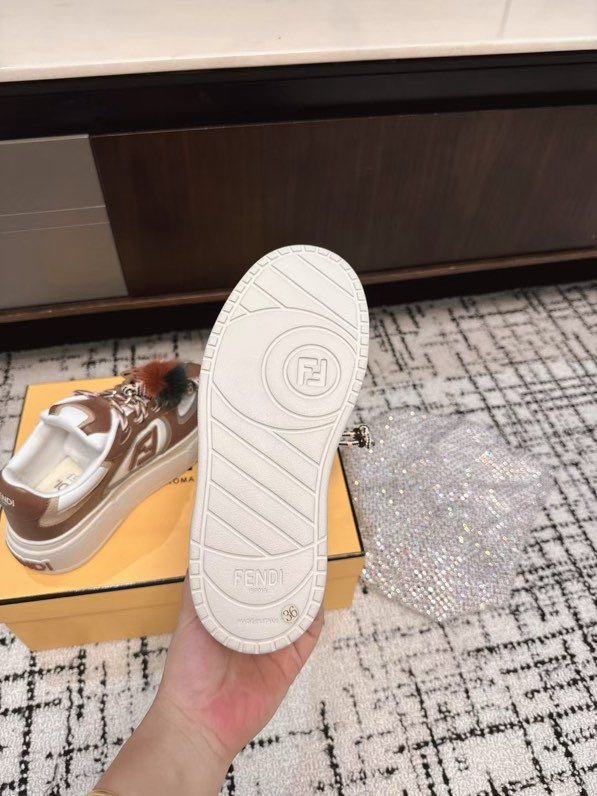 Sneakers on high soled фото 9