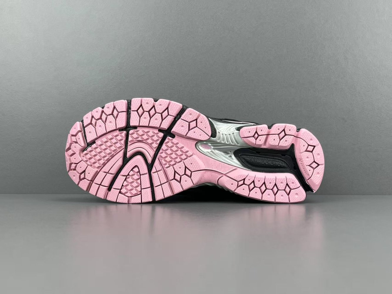 Кроссовки NB 1906R M1906RCU фото 7