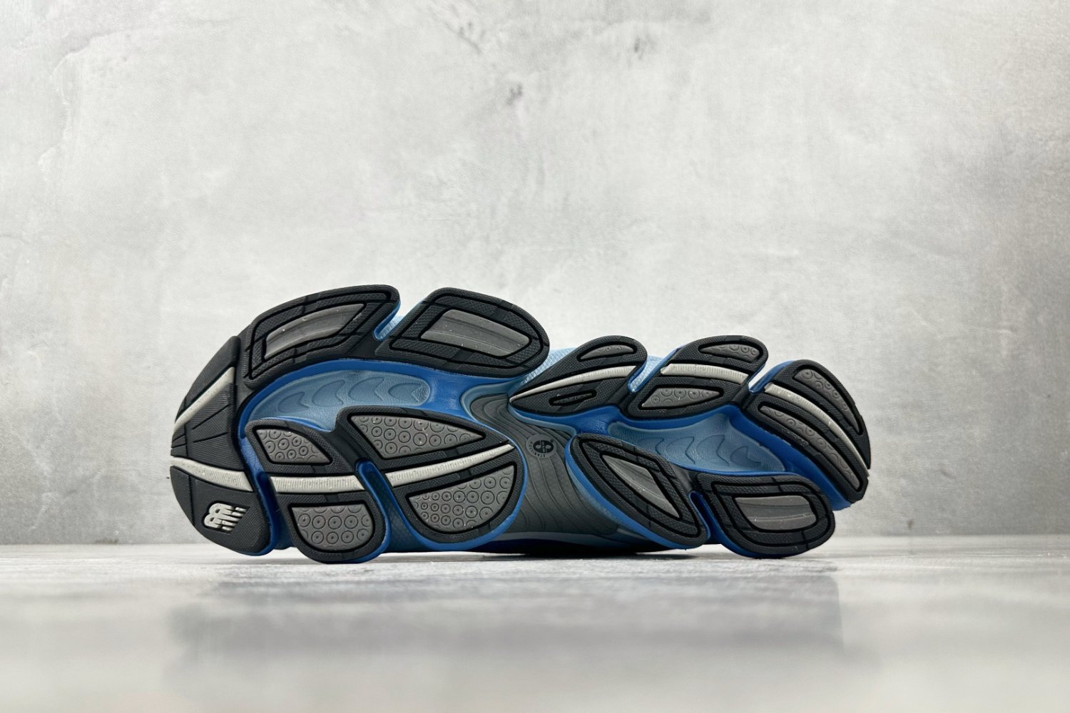 Кросівки NB 2000 U2000BB фото 4