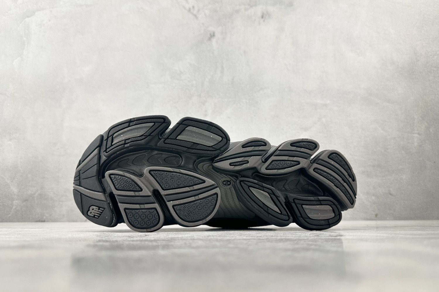 Кросівки NB 2000 U2000EA фото 4