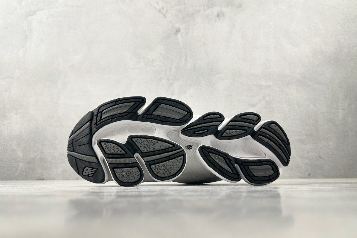 Кросівки NB 2000 U2000ETD фото 4