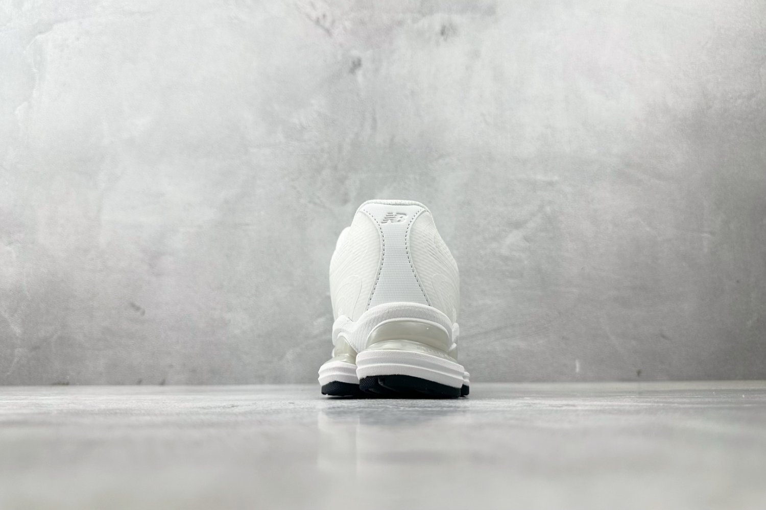 Кросівки NB 2000 U2000ETD фото 9