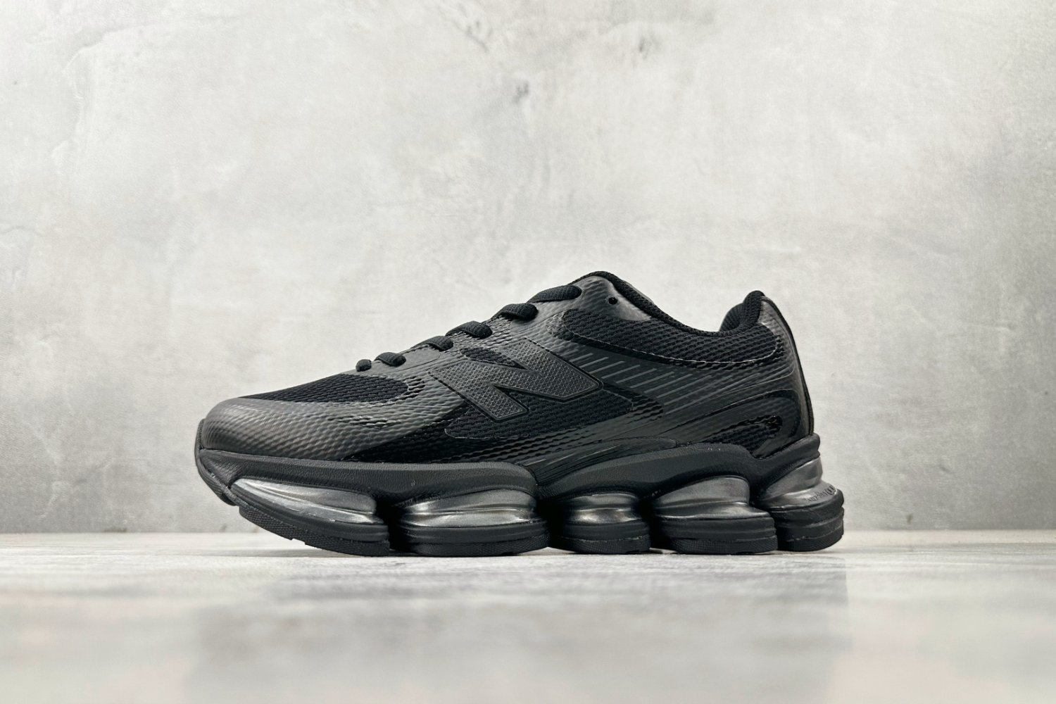 Кросівки NB 2000 U2000FW