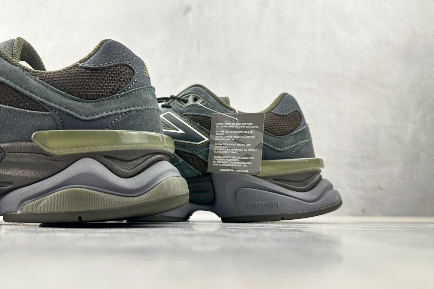 Кросівки NB 9060 фото 8