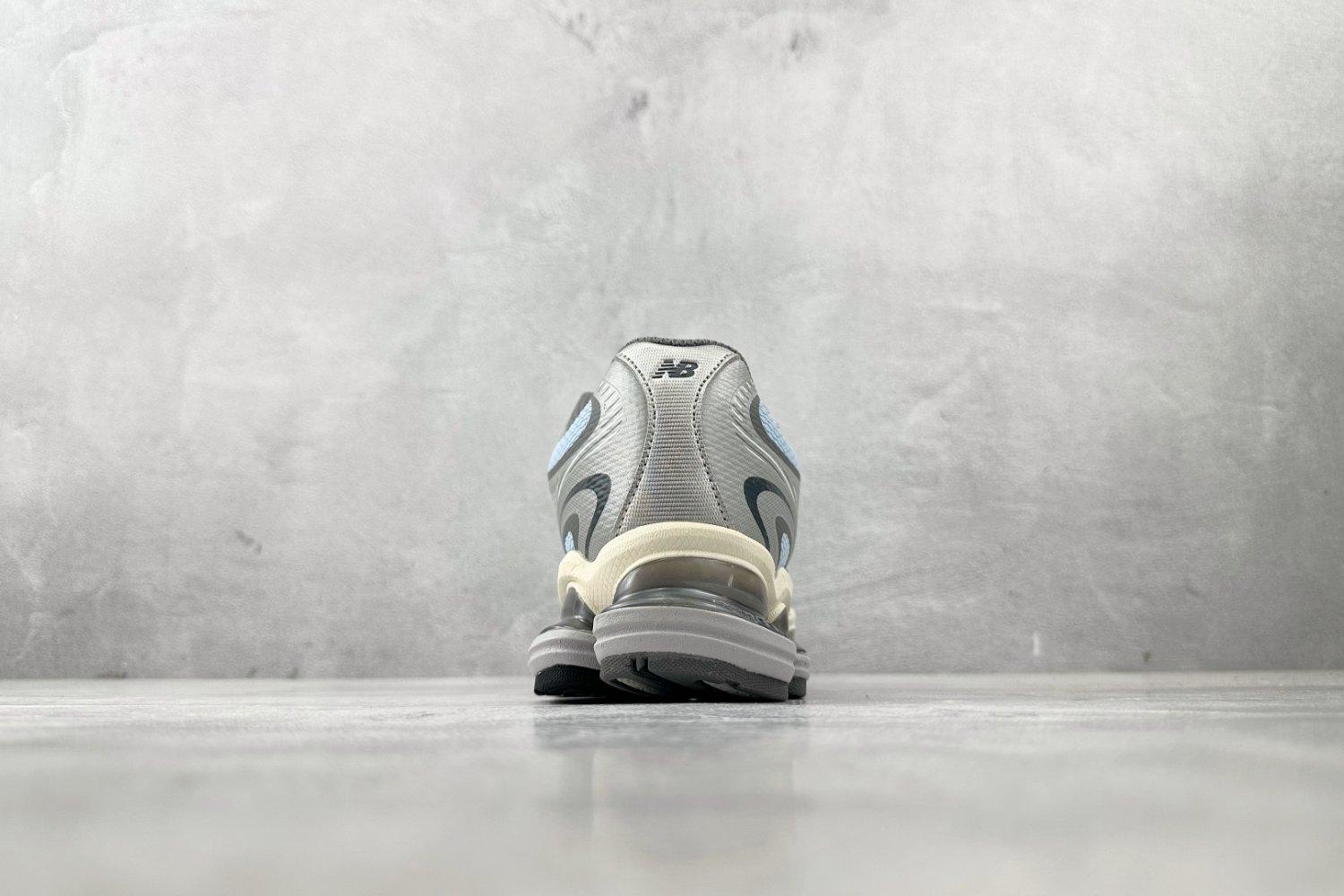 Кроссовки NB2000 фото 9