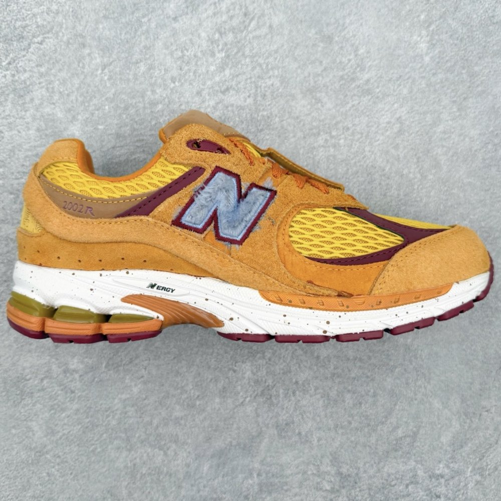 Кроссовки NB2002