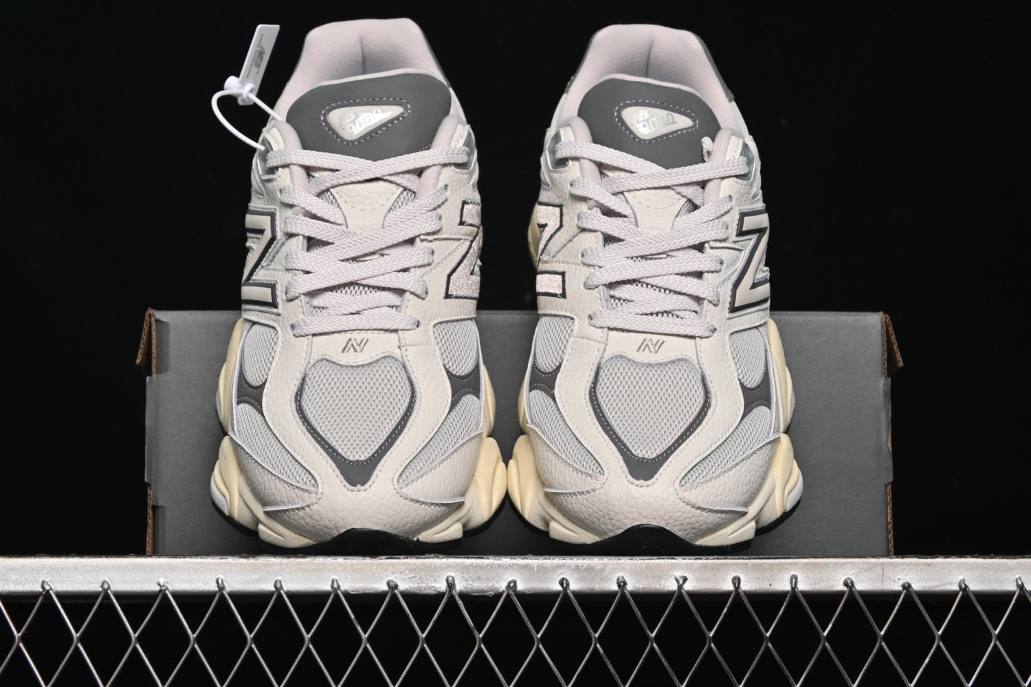 Кроссовки NB9060 U9060AGA фото 4