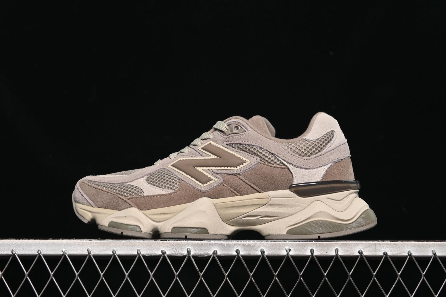 Кросівки NB9060 U9060ERC