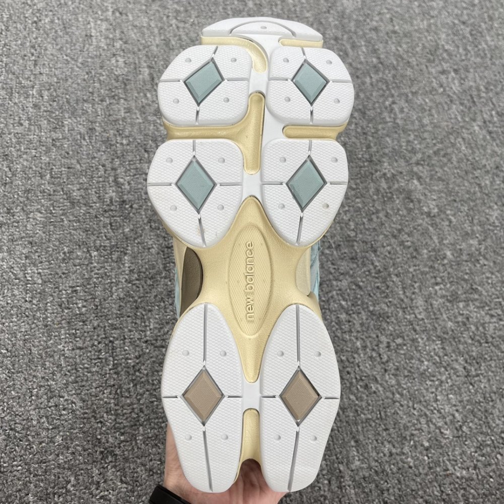 Кроссовки NB9060 U9060FNB фото 6