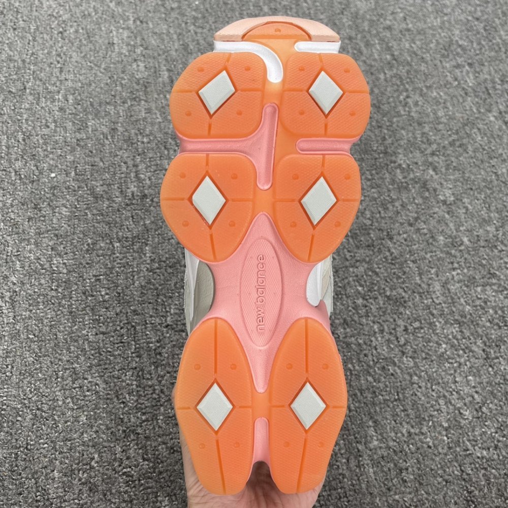 Кроссовки NB9060 U9060JG1 фото 6