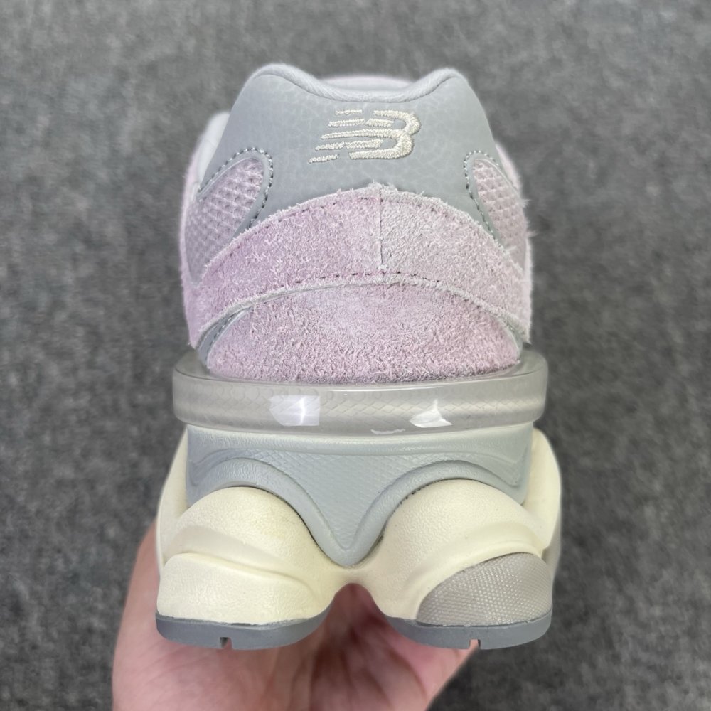 Кроссовки NB9060 U9060YSO фото 6