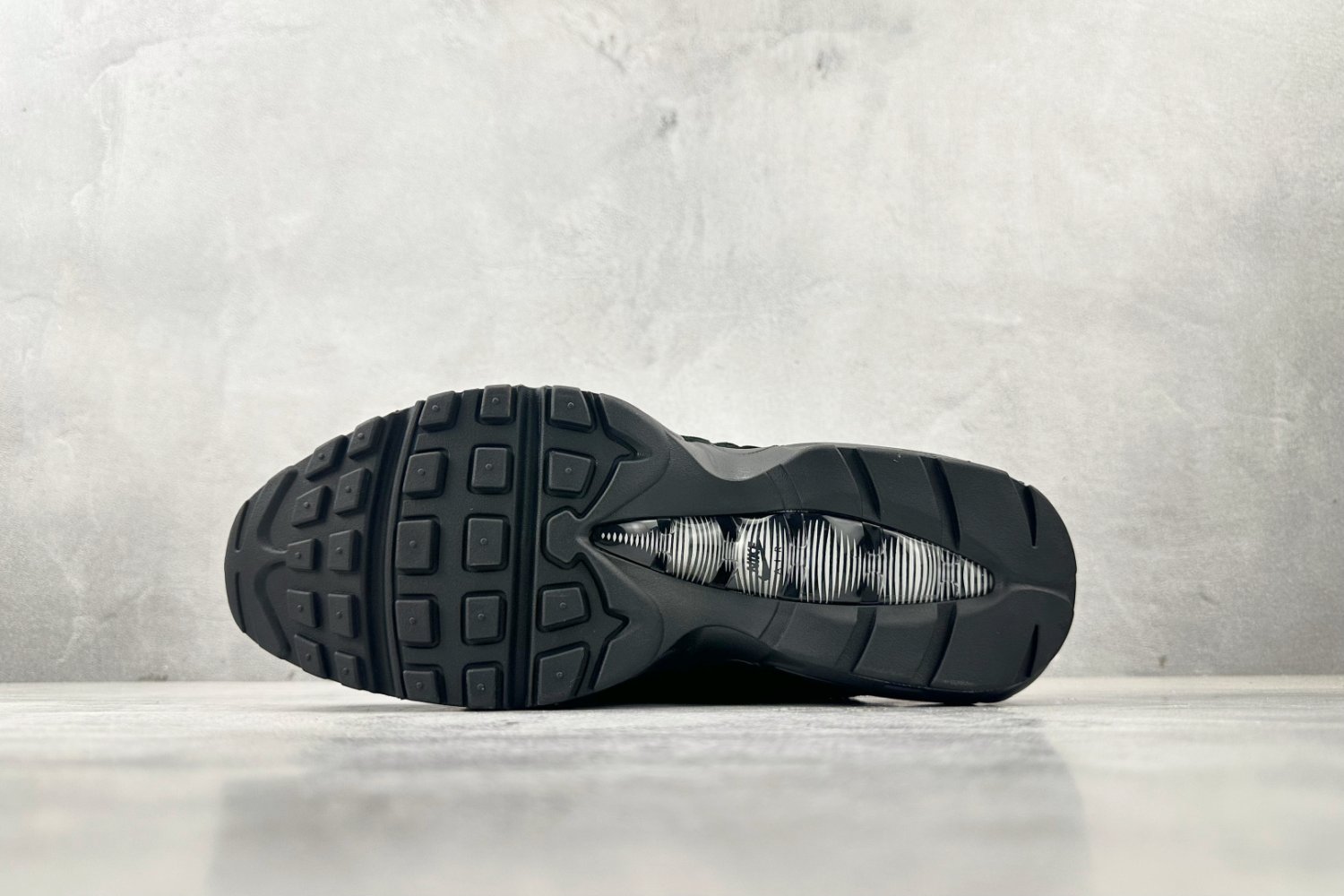 Кросівки Nike Air Max 95 фото 4