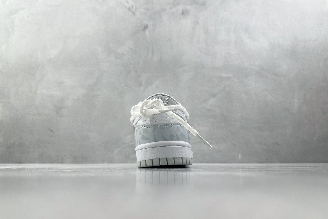 Кроссовки Nike Dunk Low Retro фото 9