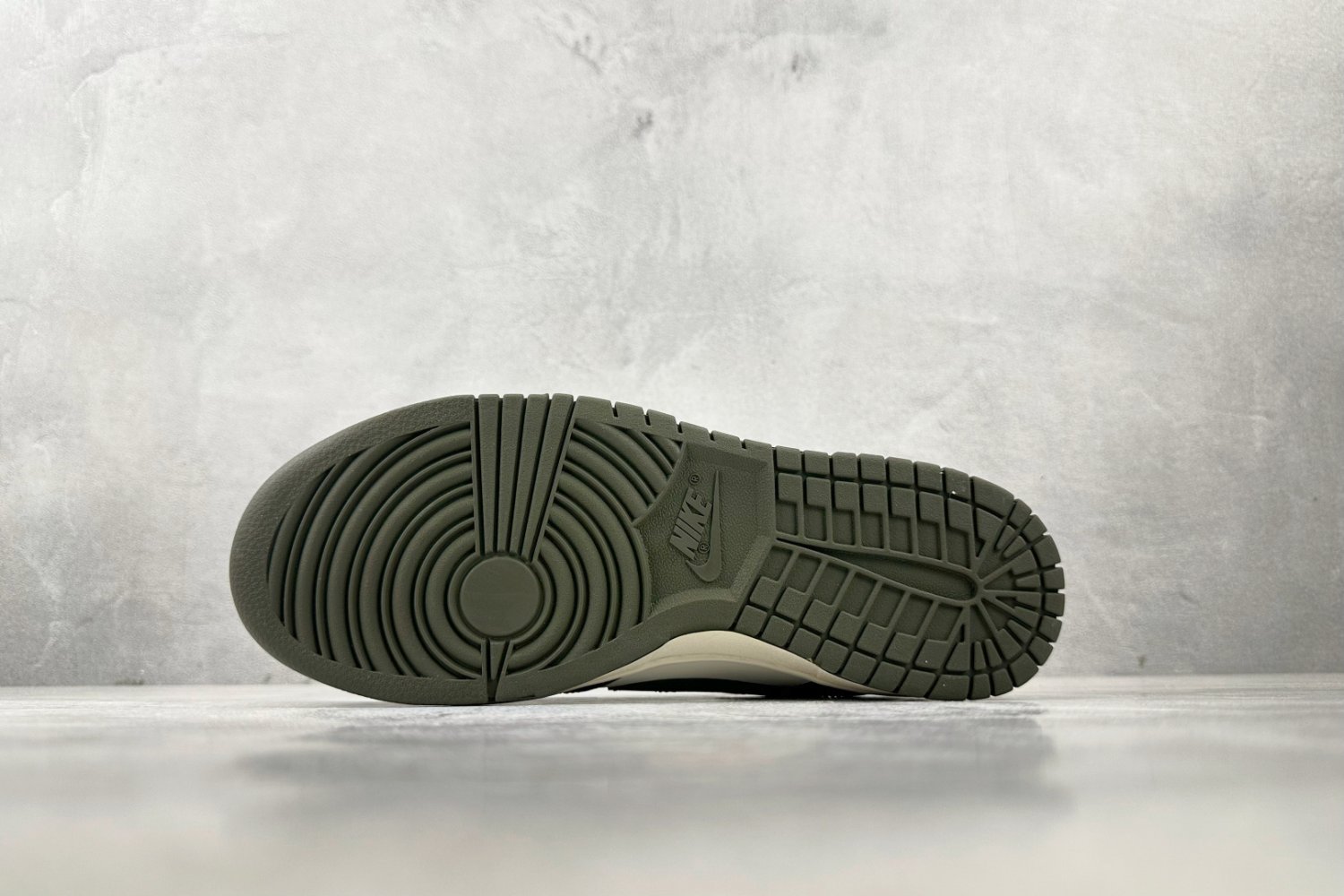 Кроссовки Nike Dunk Low фото 4