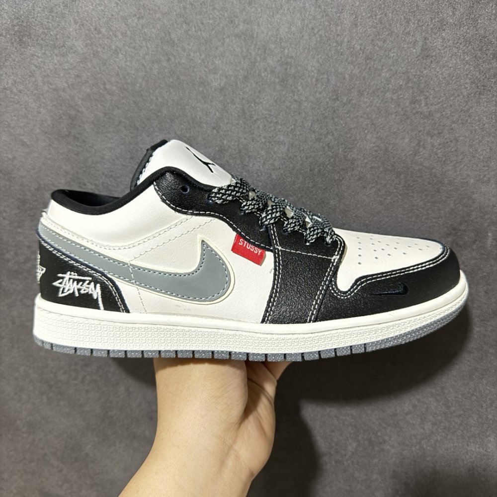 Кроссовки Nike SB Dunk Low