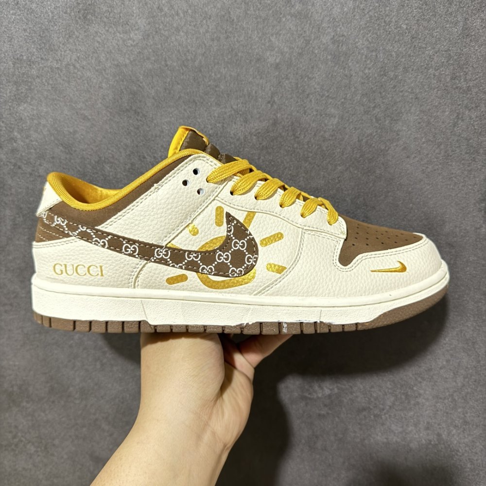 Кроссовки Nike SB Dunk Low